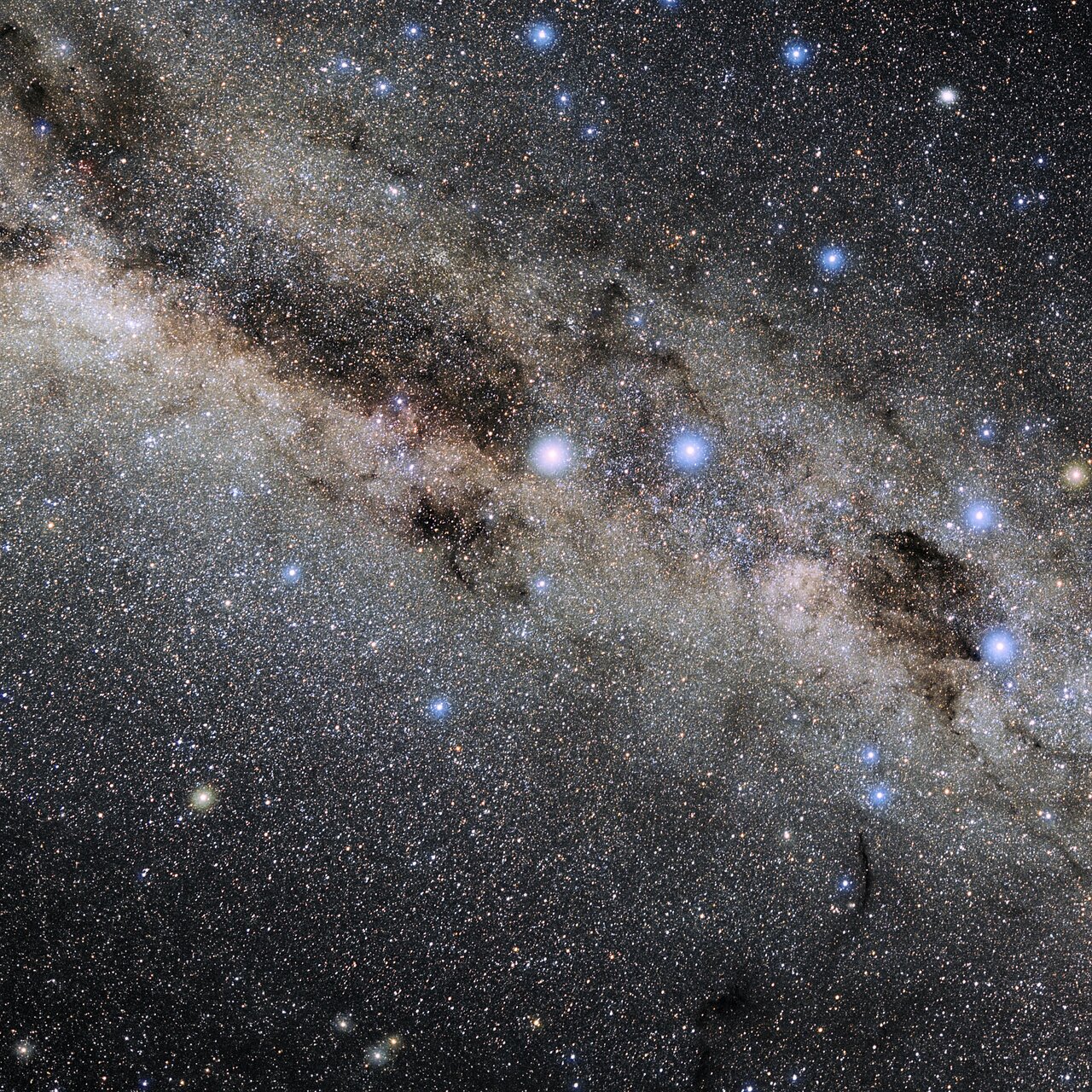 NOIRLab Images of Circinus