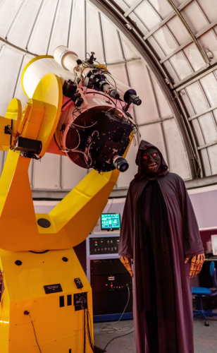 Halloween in 20 inch dome 2019